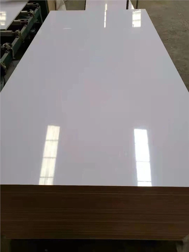 لامع MDF عالي اللمعان MDF UV MDF