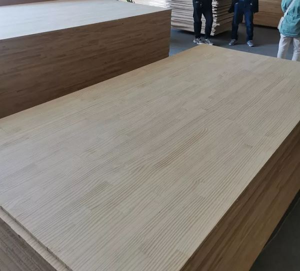Pine Plywood Board