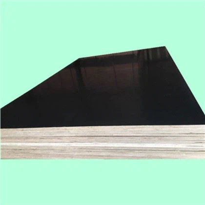 واجه فيلم البناء الأسمنت الخشب الرقائقي المجلس البحري الخشب الرقائقي 18mm وجه فيلم الحور